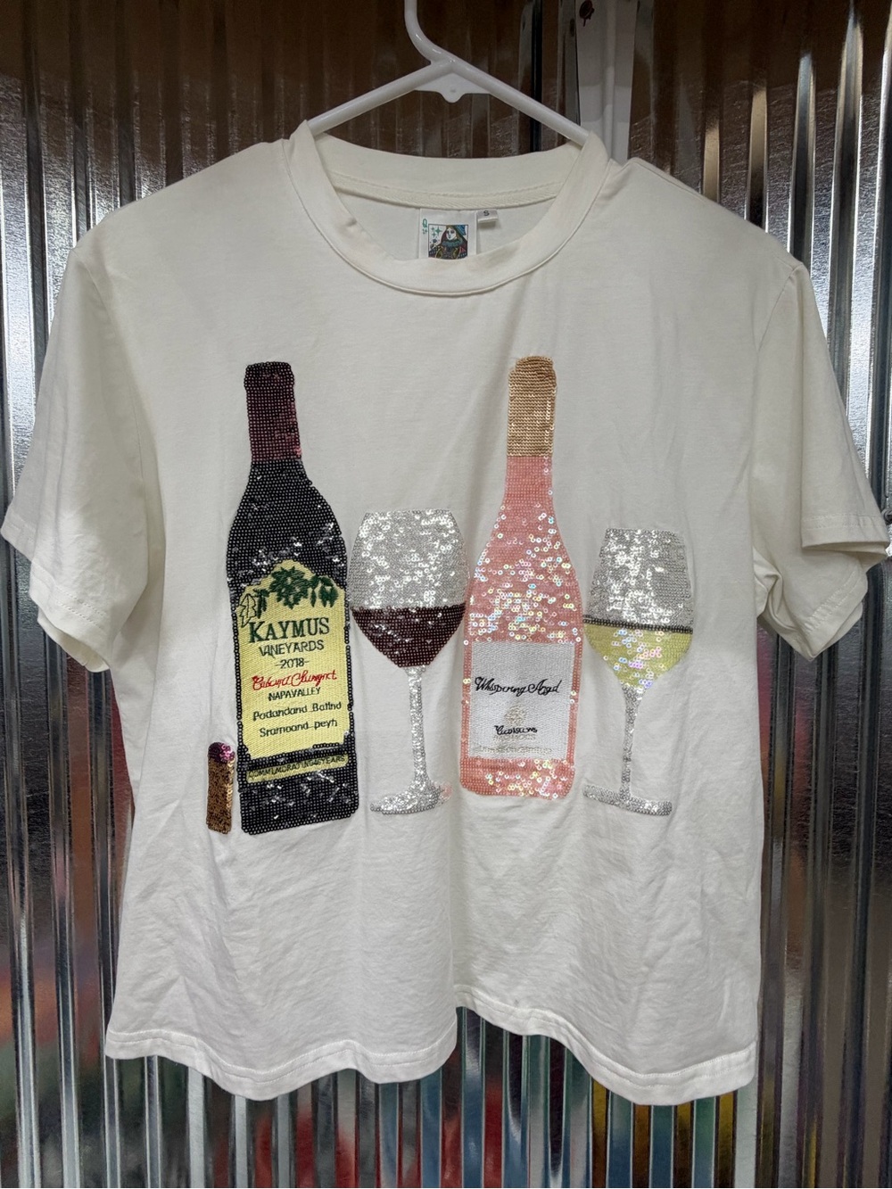 Queen of Sparkles Wine Bottles & Glasses Sequin T-Shirt Size Small Oversized Fit